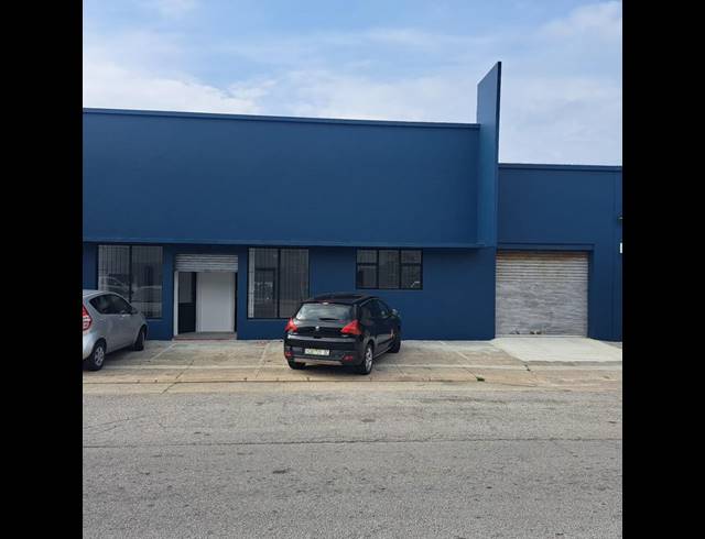 INDUSTRIAL PROPERTY TO RENT IN NORTH END